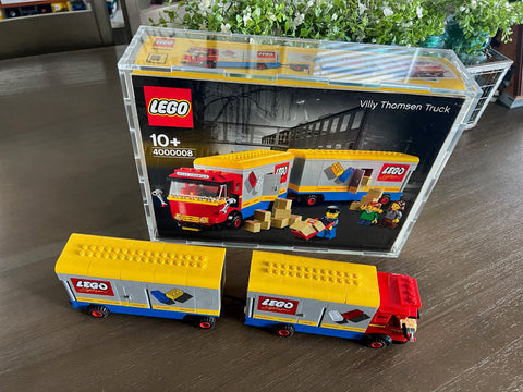 Acrylic boxed case for Villy Thomson truck set 4000008